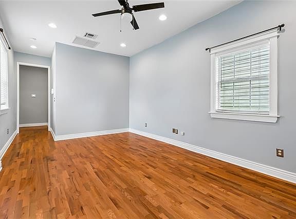 3rd image of 8511 Cohn St
