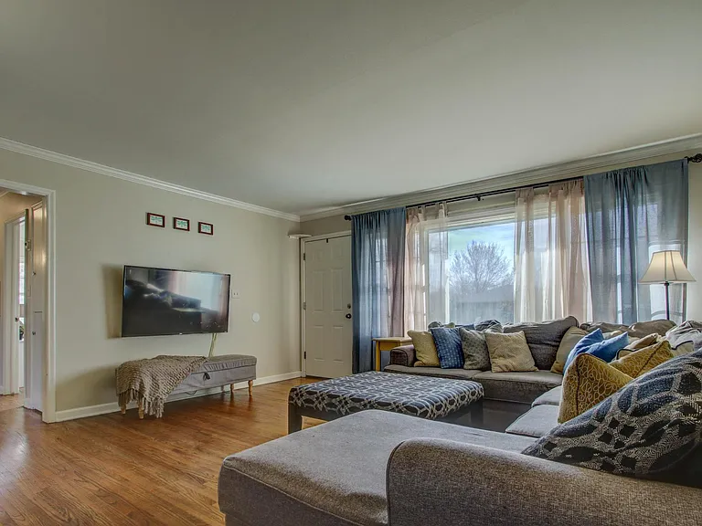 2671 S Oswego Pl — Photo 6