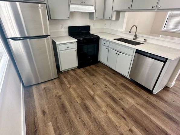 4820 W 119th Pl APT 2