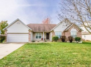 861 Rambling Pine Dr, Saint Charles, MO 63303