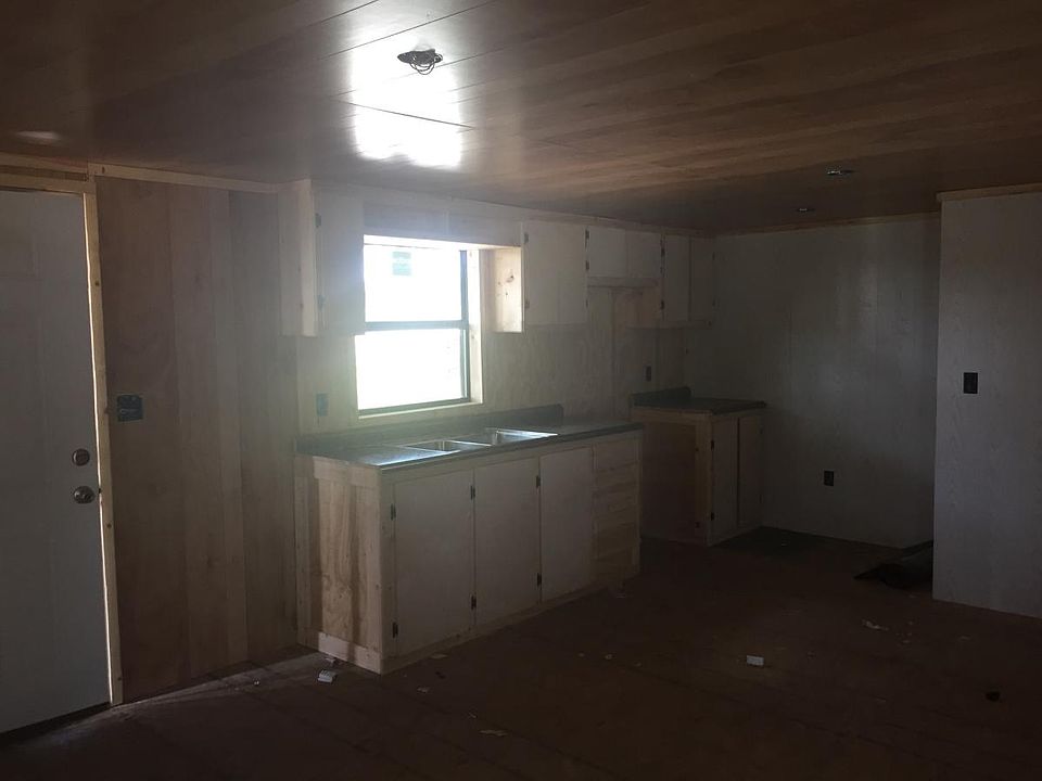 2nd image of 3098 W Washington St