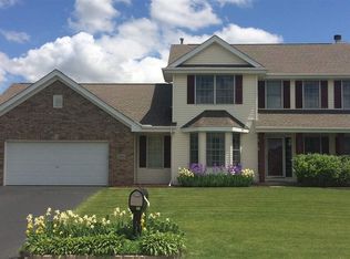13263 Stamford Ln, Rockton, IL 61072
