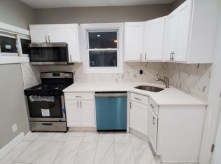 23 N Burnett St #D2, East Orange, NJ 07017