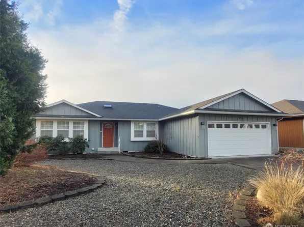 971 E Willow Street, Sequim, WA 98382