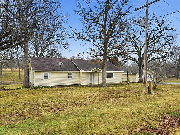 5th image of 5176 Douglas Fir Road