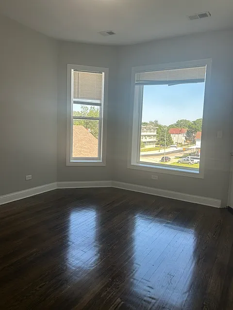 439 W Marquette Rd #3
