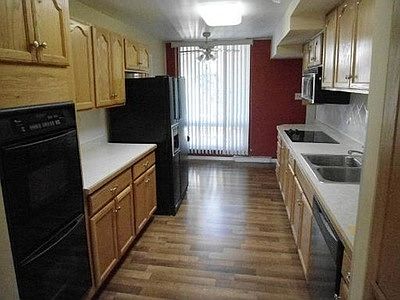 3rd image of 767 Brookwood Dr