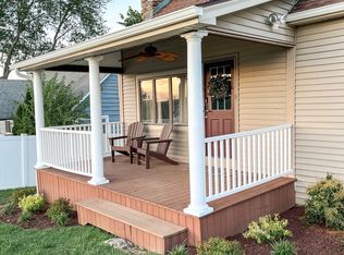 39 Longview Dr, Brookfield, CT 06804