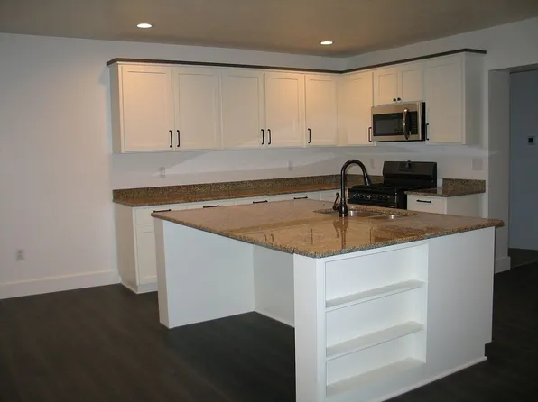 996 Atlantic Ave, Monaca, PA 15061