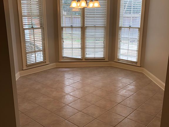   Breakfast Room Bay Window