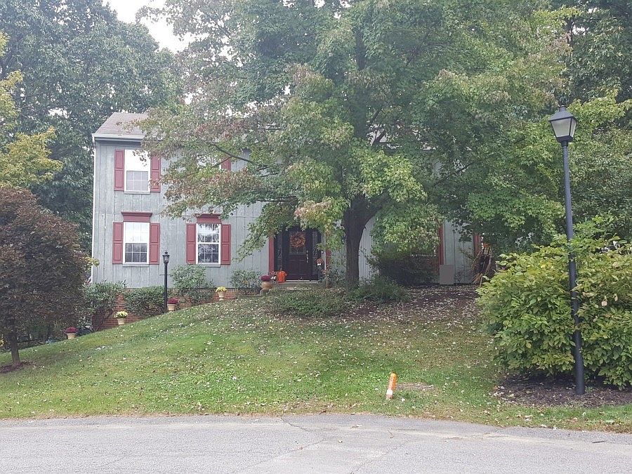 1st image of 463 Monmouth Dr