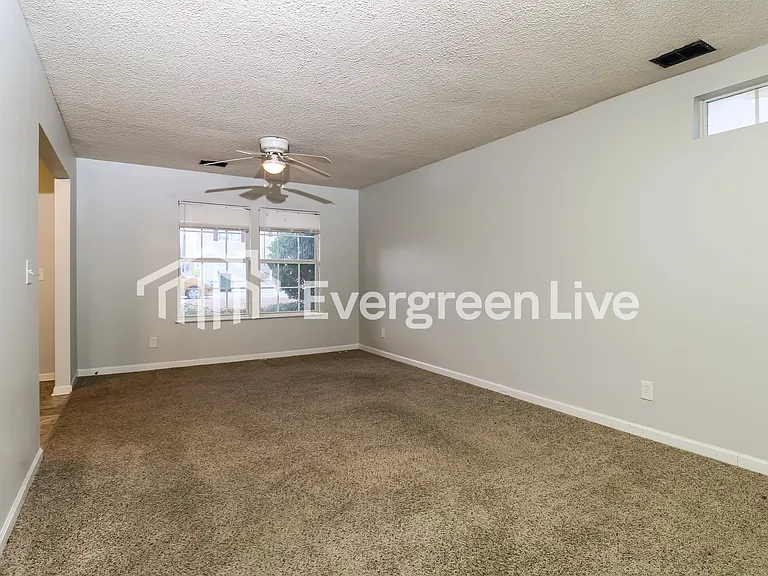 486 Fox Trot Dr — Photo 2