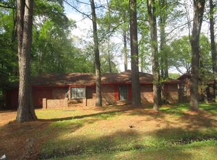 55 Crossgates Dr, Brandon, MS 39042