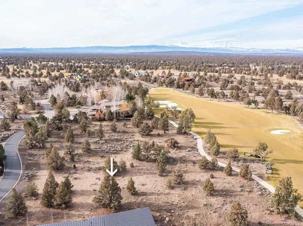65853 Bearing Dr, Bend, OR 97701