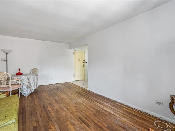 144-55 Melbourne Avenue image 5 of 18