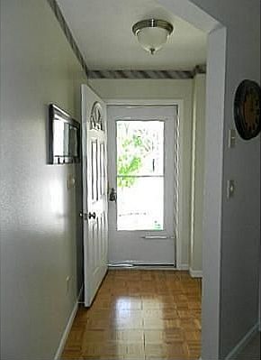 2nd image of 1221 Stonyridge Ave