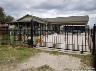 40 Brandywine Dr, Poteet, TX 78065