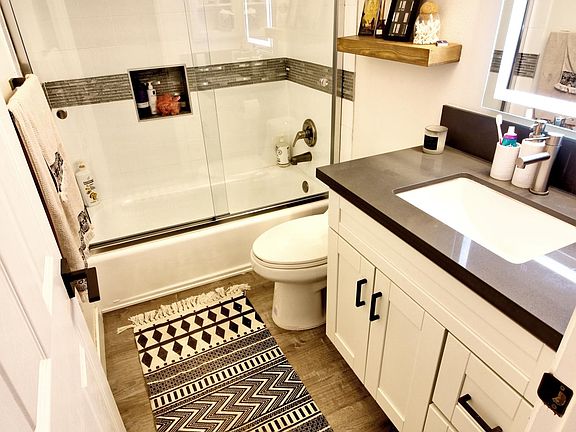 Guest bathroom