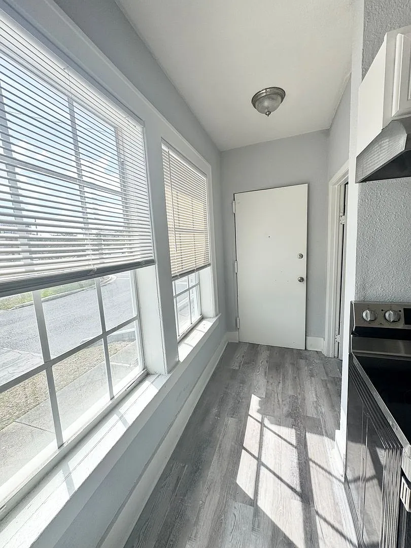Cordova Drive #1 — Photo 4