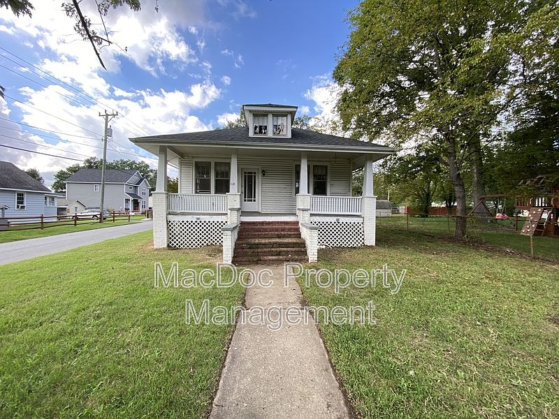 1st image of 3204 Lafayette Blvd