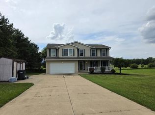 553 Lisa Ln, Willard, OH 44890