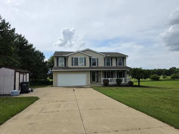 553 Lisa Ln, Willard, OH 44890
