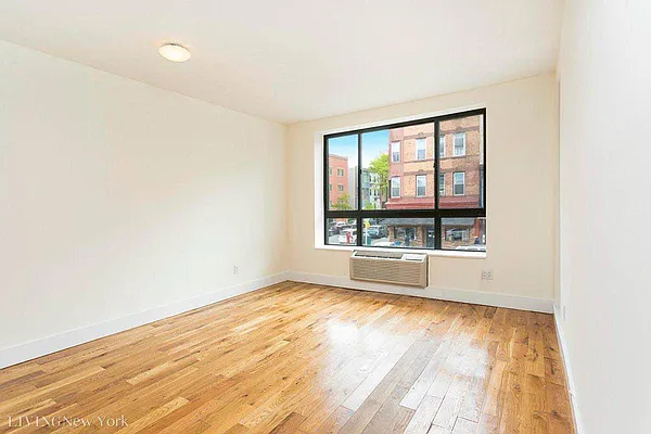 Rented by Living New York | media 13