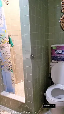 Rented by ZealEstate Group Inc | media 32