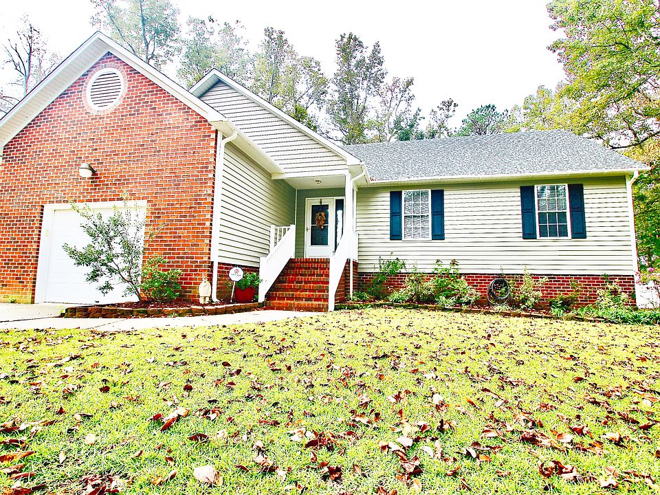 3 Bedroom, 2 Bath 