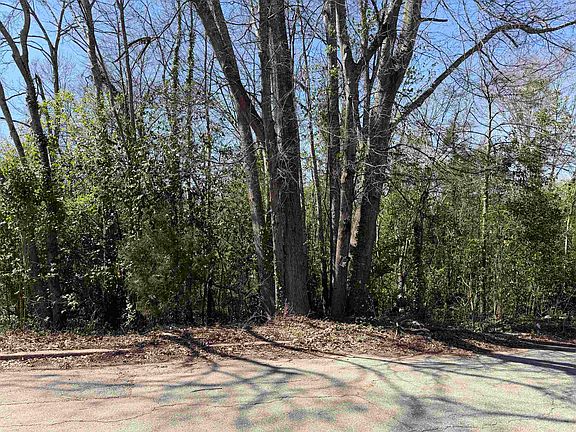 4th image of 9 Allen St