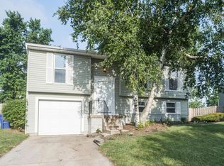 2439 Warfield Dr, Grove City, OH 43123