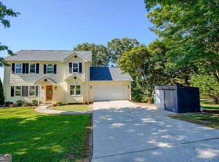 245 Foothills Dr, Murrayville, GA 30564