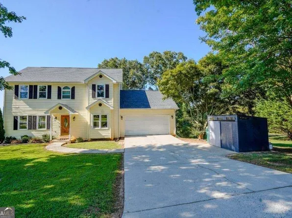 245 Foothills Dr, Murrayville, GA 30564