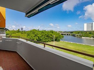 Cond Bayside Cove Ave #105, San Juan, PR 00918