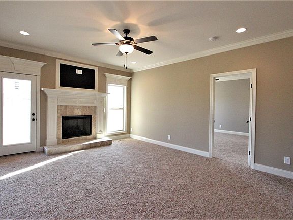 3rd image of 213 Monroe Way #236-lot 236