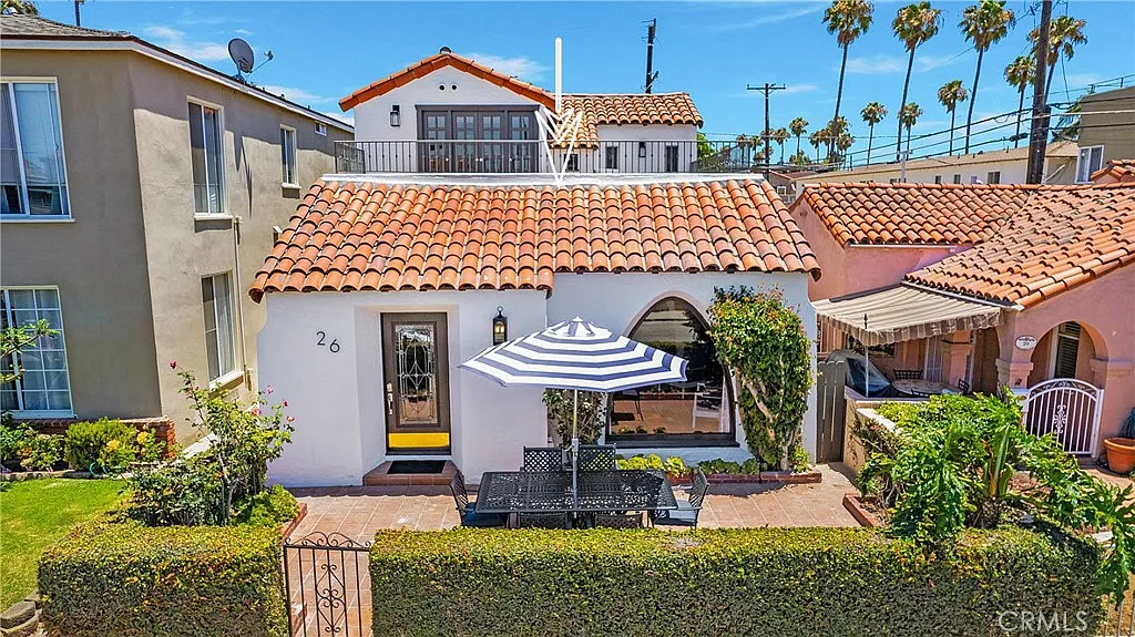 4 bed, 1964 sqft, $7,000 — Photo 2