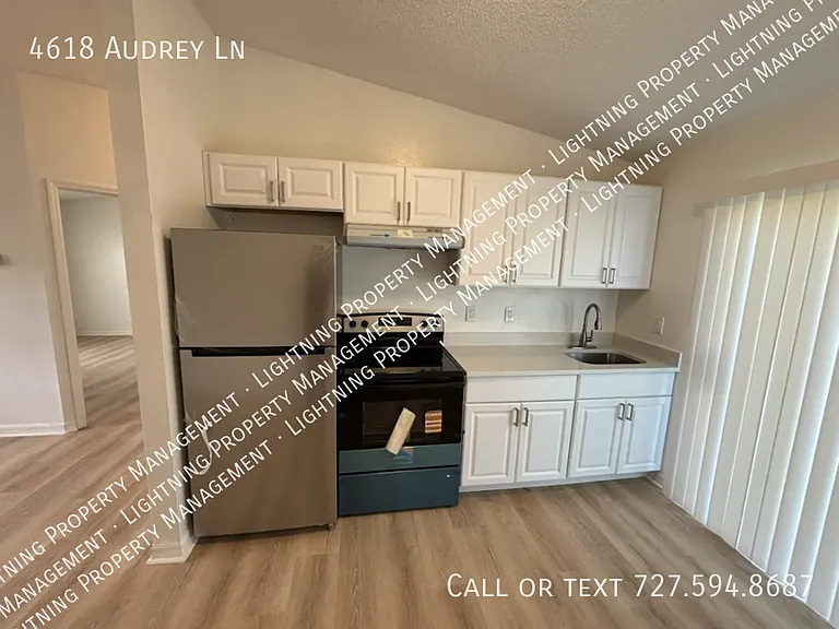 4618 Audrey Ln — Photo 3
