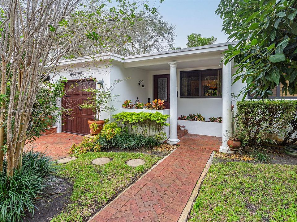 4495 SW 15th Ter, Miami, FL 33134 | Zillow