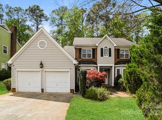 7025 Reedy Creek Rd, Charlotte, NC 28215
