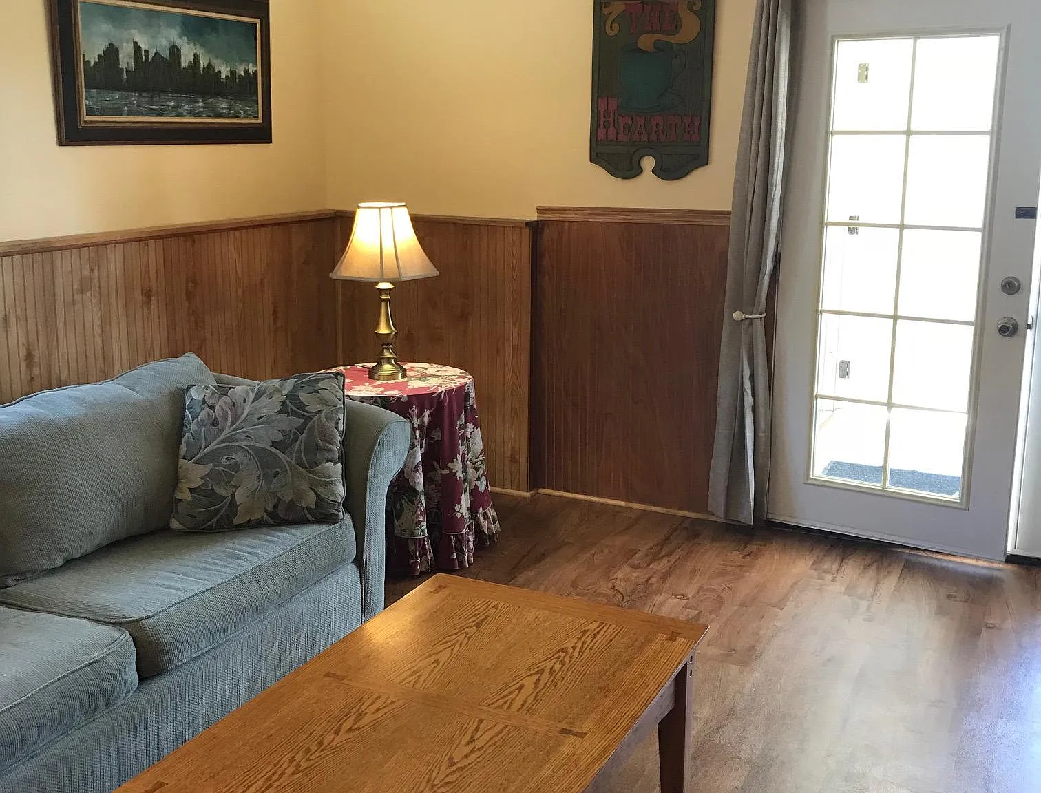1034 Halsey Dr — Photo 3