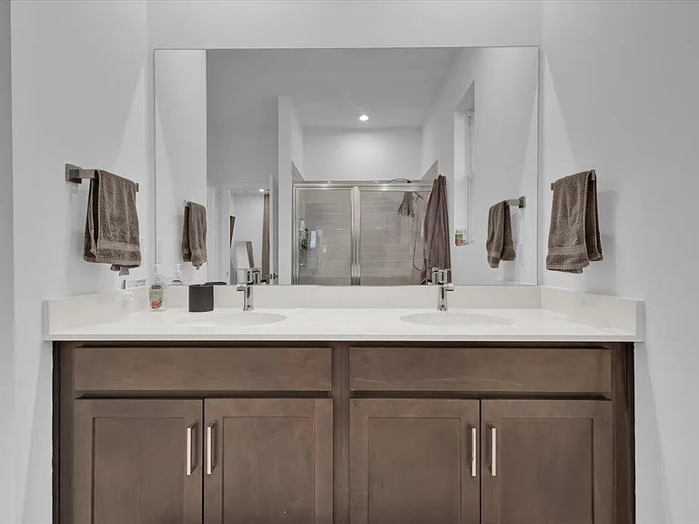 14391 SW Skye Dr — Photo 35