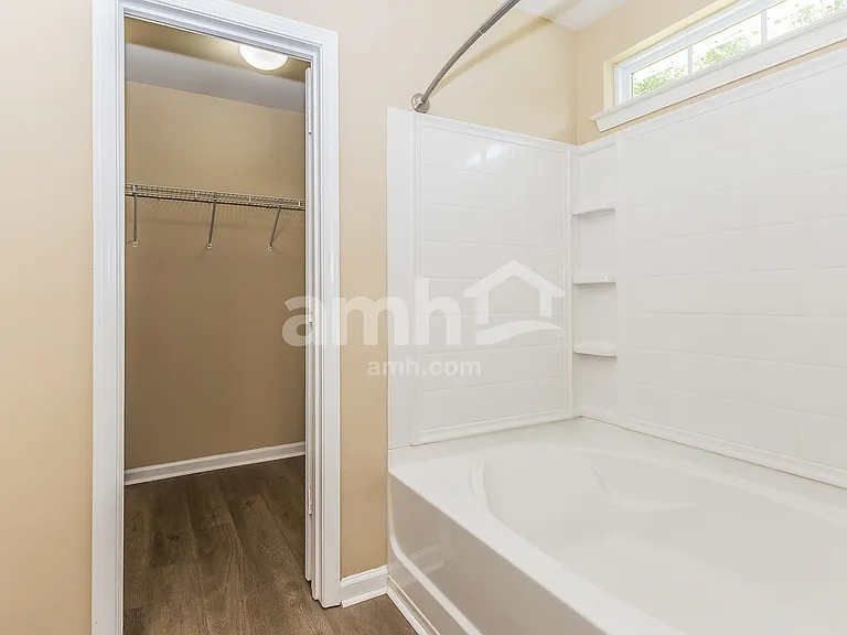 250 Border Rd — Photo 13