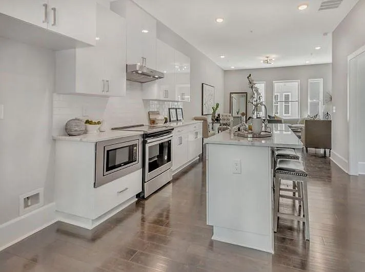 Building Photo - 456 Parkway Dr #7
