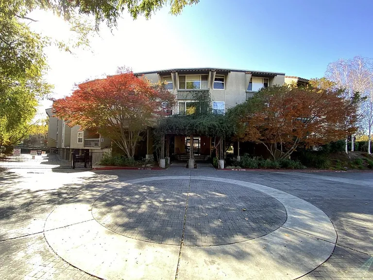 1085 Murrieta Blvd #120 — Photo 8