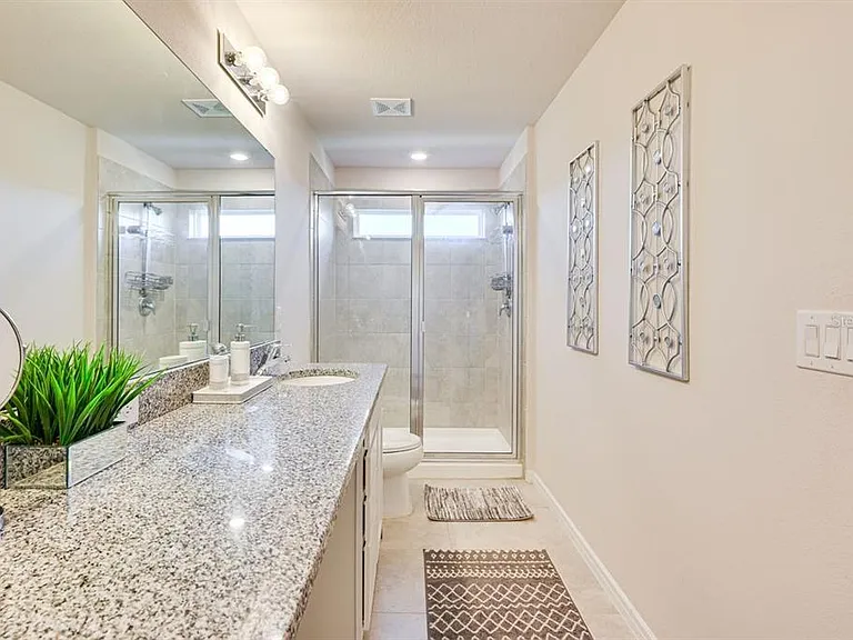 5443 Elmview Xing — Photo 20