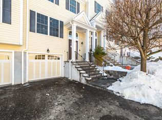 102 Villa Ct, Carmel, NY 10512
