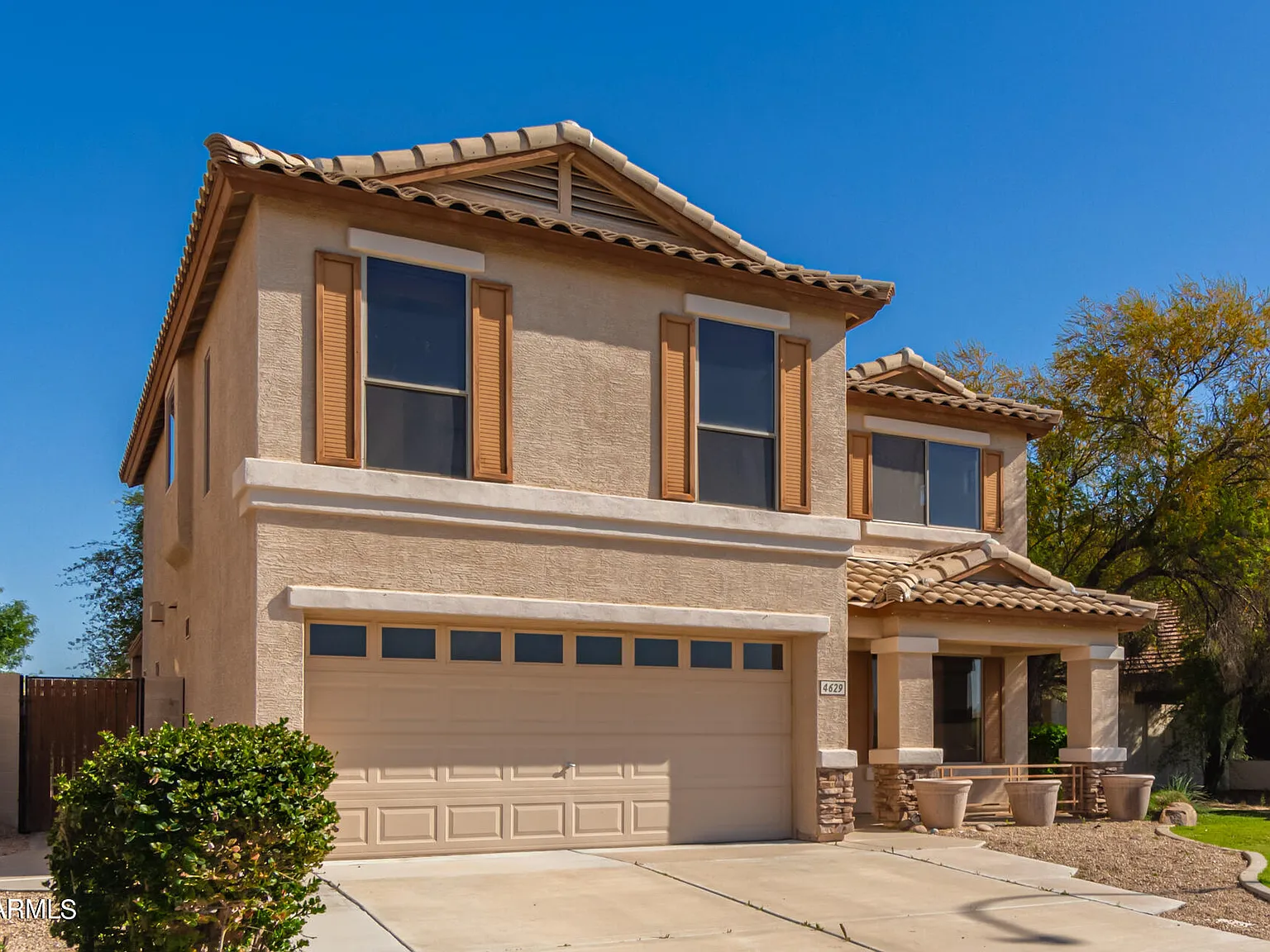 4 bed, 2.5 bath, 2192 sqft, $2,595 — Photo 4