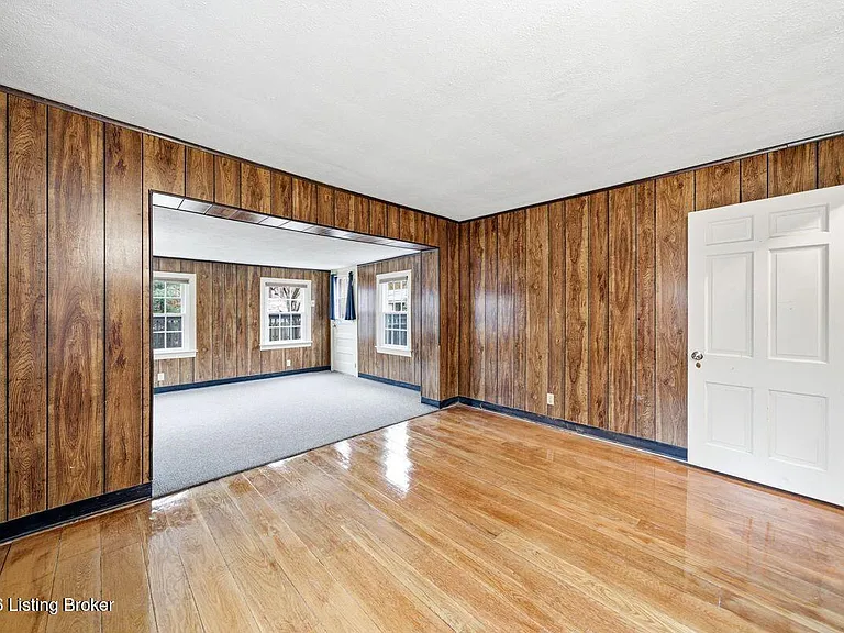 1209 Valley Dr — Photo 15
