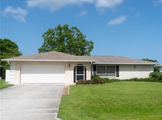 9805 Oxford St, Naples, FL 34109