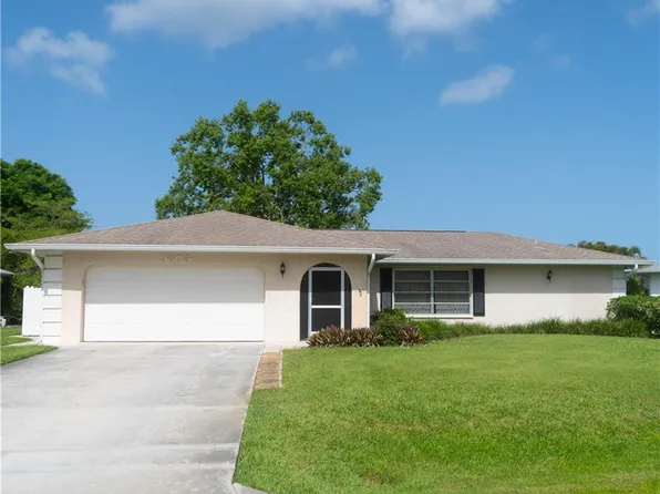 9805 Oxford ST, NAPLES, FL 34109